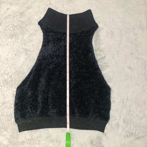 Urban Outfitters Fuzzy Crop Top & Matching Mini Skirt Womens Medium Black - Picture 6 of 9
